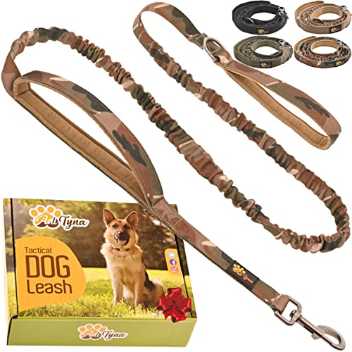 Strapazierfähige Bungee-Hundeleine, 1,8 m – 2,3 m für große und mittelgroße Hunde, kein Ziehen, reflektierend, taktische Hundeleine, weiches Neopren, gepolstert, Doppelgriff, Camo Strapazierfähige Bungee-Hundeleine, 1,8 m – 2,3 m für große und mittelgroße Hunde, kein Ziehen, reflektierend, taktische Hundeleine, weiches Neopren, gepolstert, Doppelgriff, Camo von ADITYNA