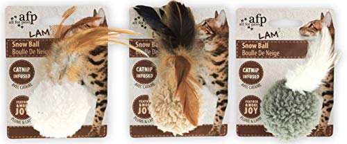 AFP Snow Ball lamswol met veren en Catnip assorti AFP Snow Ball lamswol met veren en Catnip assorti von ALL FOR PAWS