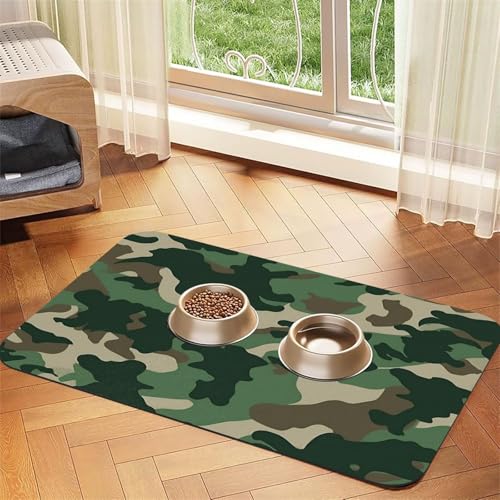 Futternapfmatte für Hundenäpfe und Wassernapf, rutschfest, saugfähig, für Katzen, Camouflage, Grün, Haustierfuttermatte für Böden, keine Flecken, Wassernapfmatte, 40 x 60 cm Futternapfmatte für Hundenäpfe und Wassernapf, rutschfest, saugfähig, für Katzen, Camouflage, Grün, Haustierfuttermatte für Böden, keine Flecken, Wassernapfmatte, 40 x 60 cm von AQRJKHD