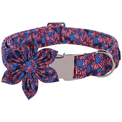 ARING PET Hundehalsband mit amerikanischer Flagge, Baumwolle, 4. Juli, mit Blume, niedliches Unabhängigkeitstag, patriotisches Hundehalsband mit Metallschnalle ARING PET Hundehalsband mit amerikanischer Flagge, Baumwolle, 4. Juli, mit Blume, niedliches Unabhängigkeitstag, patriotisches Hundehalsband mit Metallschnalle von ARING PET