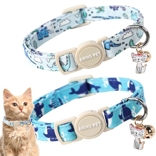 ARING PET Katzenhalsband, niedliches Katzenhalsband mit Glocke und Anhänger, verstellbare blaue Wale und Dinosaurier-Muster, Kätzchen-Halsbänder mit Sicherheitsschnalle, für Mädchen und Jungen, 2 ARING PET Katzenhalsband, niedliches Katzenhalsband mit Glocke und Anhänger, verstellbare blaue Wale und Dinosaurier-Muster, Kätzchen-Halsbänder mit Sicherheitsschnalle, für Mädchen und Jungen, 2 von ARING PET