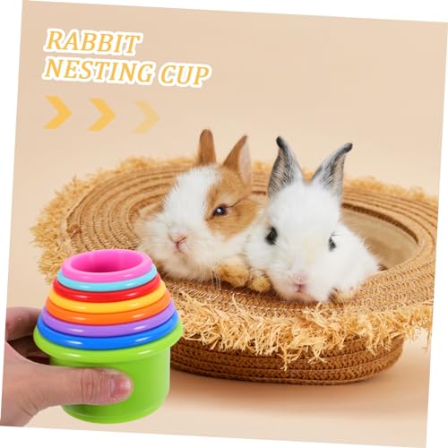 ARTSEWPLY 8 Stück Teiliges Kaninchen aus Glattem Kunststoff Stapelbare Futterbecher zum Verstecken von Snacks Fördert Langsames Fressen und Mentale Aktivität für Kleine Wiederverwendbar ARTSEWPLY 8 Stück Teiliges Kaninchen aus Glattem Kunststoff Stapelbare Futterbecher zum Verstecken von Snacks Fördert Langsames Fressen und Mentale Aktivität für Kleine Wiederverwendbar von ARTSEWPLY