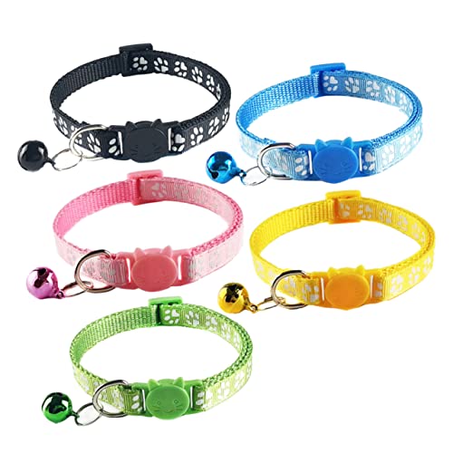 Abaodam 5 Stücke Verstellbares Katzenhalsband mit Glocke Kawaii Haustierbedarf für Kätzchen Modisches Halsschmuck Design Strapazierfähiges Material Zubehör für Katzen Abaodam 5 Stücke Verstellbares Katzenhalsband mit Glocke Kawaii Haustierbedarf für Kätzchen Modisches Halsschmuck Design Strapazierfähiges Material Zubehör für Katzen von Abaodam