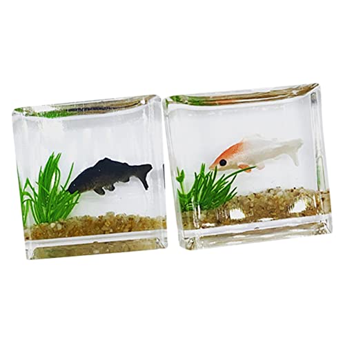 Alasum 2stücke Miniatur Fisch Tank Dekorationsset Dollhouse Aquarium Für Mini Landschafts-Dekoration Zufällige Farben Für Puppenhäuser Und Kreative Wohnräume Alasum 2stücke Miniatur Fisch Tank Dekorationsset Dollhouse Aquarium Für Mini Landschafts-Dekoration Zufällige Farben Für Puppenhäuser Und Kreative Wohnräume von Alasum