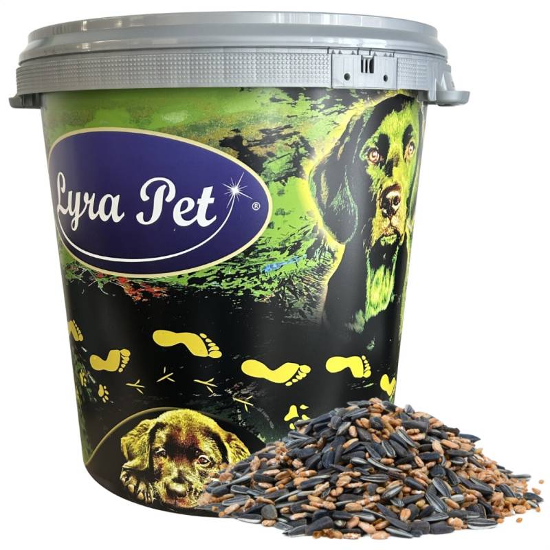 10 kg Lyra Pet® Streufutter aus der ALB-MÜHLE Protein-Mix in 30 L Tonne von Alb-Mühle