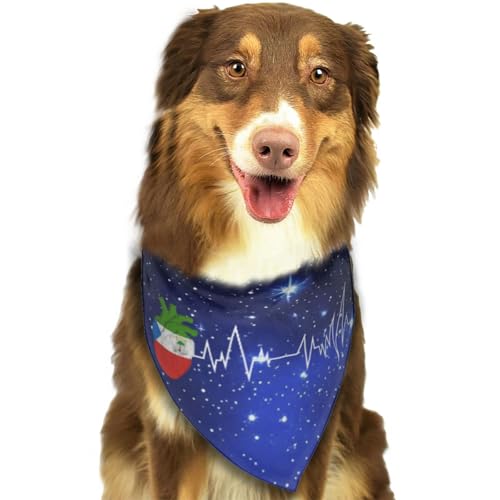 Herzschlag der Äquatorialguinea-Flagge für den Stolz Äquatorialguineas. Weiches Hunde-Bandana, Dreieckstuch, Haustier-Zubehör für Hunde und Katzen27 von Anceky