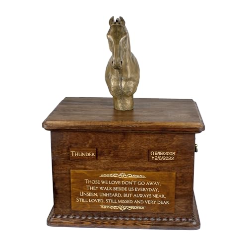Art-Dog Big Urne für Pferdeasche - Handmade Memorial mit Foto - Personalisierte Pferd Urne mit Messing Griffe und Keramik-Plakette - 15,7x11,8x11 - Hannoveraner Pferd groß von Art-Dog