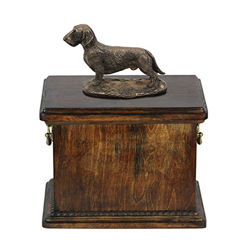 Art-Dog Custom Dog Sitzender Hund Statue Gedenkurne - Handgefertigte Kaltguss-Bronze auf Birkensockel - Robuste und stilvolle Urne für die Asche des Hundes - 29cmx21cmx38cm - Dackel (Drahthaar) von Art-Dog