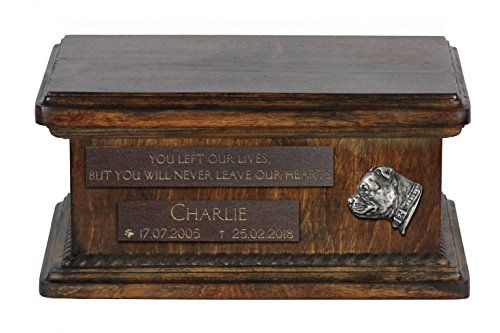 Art-Dog Custom Low Memorial Urne - Handgemachte Bronze Porträt auf Birke Basis - Personalisierte Hund Kremation Box - Langlebige Vessel - 8,3x11,4x4,3" - Staffordshire Bullterrier mit altem Halsband von Art-Dog