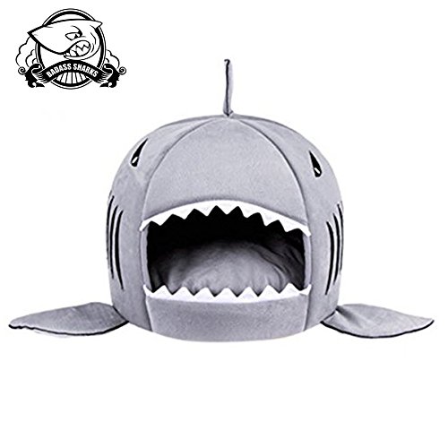 BADASS SHARKS Hundebett in Form eines Sportwagens für kleine Hunde und Katzen, wasserdicht, warm, weich von BADASS SHARKS