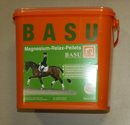 BASU Magnesium Relax Pellets 8 kg - Spezialfutter für Hochleistungspferde und arbeitende Pferde von BASU