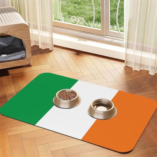 Flag of Irish Haustier-Futtermatte für Hunde und Katzen, leicht zu reinigen und tragbar, schnell trocknende Wasserspendermatte für Hund und Katze (30 x 45 cm, Schwarz) von BOXILTD