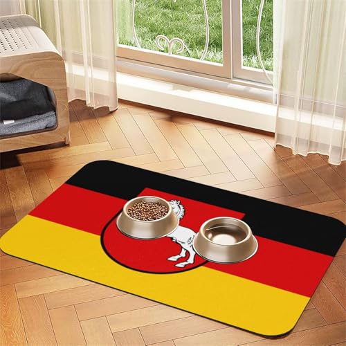 Haustier-Futtermatte für Hunde und Katzen, Flagge von Niedersachsen, leicht zu reinigen und tragbar, schnell trocknende Wasserspendermatte für Hund und Katze (30 x 45 cm, Schwarz) von BOXILTD