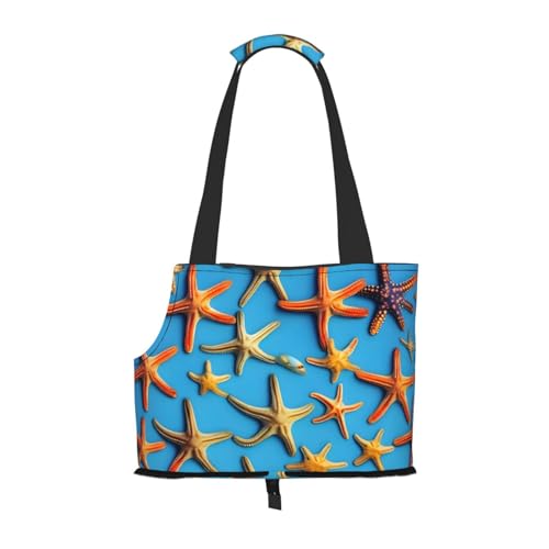 Blauer Hintergrund mit vielen Seestern-Aufdruck, tragbare Umhängetasche, faltbare Haustiertasche (34 x 15 x 26 cm). von BREAUX