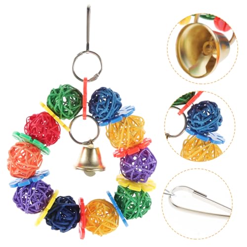 BUGUUYO Vogel Kauspielzeug Für Papageien Buntes Hängespielzeug Aus Robustem Rattan Langlebig Und Sicher Für Stundenlangen Spielspaß Für Wellensittiche Und Andere Vögel BUGUUYO Vogel Kauspielzeug Für Papageien Buntes Hängespielzeug Aus Robustem Rattan Langlebig Und Sicher Für Stundenlangen Spielspaß Für Wellensittiche Und Andere Vögel von BUGUUYO