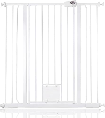 Bettacare Haustiergitter mit Verriegelbarer Katzenklappe, 100.8cm - 108.4cm, Weiß, 104cm in der Höhe, Extra Hohes Haustier Sicherheitsgitter mit Katzenklappe, Einfache Installation von Bettacare