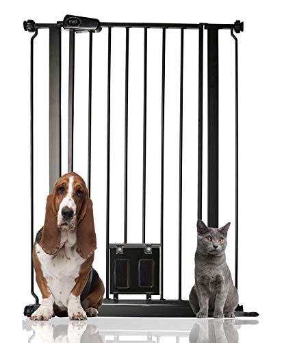 Bettacare Haustiergitter mit verriegelbarer Katzenklappe, 75cm - 84cm, Schwarz, 104cm in der Höhe, Extra hohes Hundesicherheitsgitter mit Katzenklappe, Einfache Installation von Bettacare