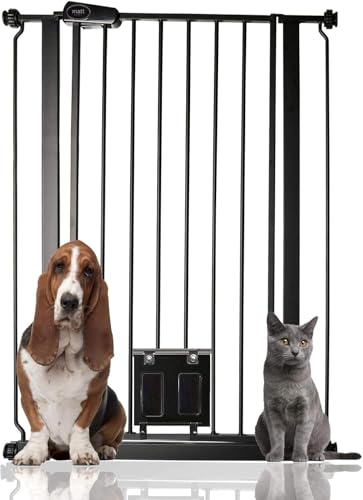 Bettacare Haustiergitter mit Verriegelbarer Katzenklappe, 75cm - 84cm, Schwarz, 104cm in der Höhe, Extra Hohes Haustier Sicherheitsgitter mit Katzenklappe, Einfache Installation von Bettacare
