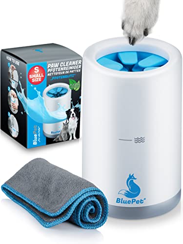 BluePet Pfotenreiniger für Hunde zum Entfernen von Dreck & Schmutz von Hundepfoten I Inkl. Mikrofaser-Handtuch I PfotenBlitz Größe S von BluePet
