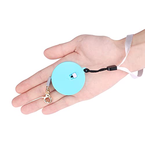 Einziehbare Hundeleine für kleine Hunde, Katzen bis zu 5 kg, mit 2 m starkem Nylonband, freihändig, Mini- und tragbare Hundeleine mit Handschlaufe, Einhandbremse, blau, rund Einziehbare Hundeleine für kleine Hunde, Katzen bis zu 5 kg, mit 2 m starkem Nylonband, freihändig, Mini- und tragbare Hundeleine mit Handschlaufe, Einhandbremse, blau, rund von CUGBCUG