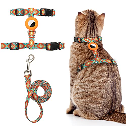 Katzengeschirr und Leine, ausbruchsicher, für Spaziergänge, Reisen, Outdoor, weiches Nylon, verstellbar, niedliches Katzengeschirr-Set mit Airtag-Halterung für kleine und große Katzen von CUSOZWO