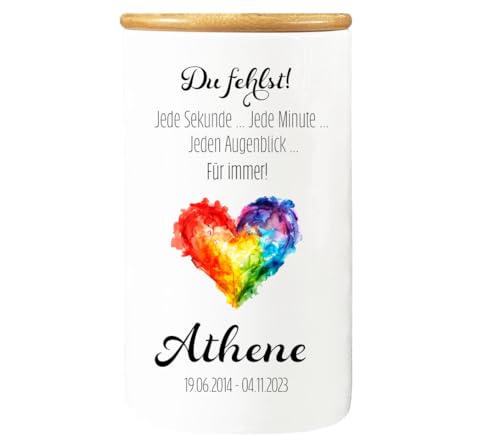 Cadouri Design-Erinnerungsdose Du fehlst! Tierurne, Aufbewahrungsdose aus Porzellan für Andenken deiner Fellnase, Gedenkdose mit Bambusdeckel - personalisiert mit Name und Datum Cadouri Design-Erinnerungsdose Du fehlst! Tierurne, Aufbewahrungsdose aus Porzellan für Andenken deiner Fellnase, Gedenkdose mit Bambusdeckel - personalisiert mit Name und Datum von Cadouri