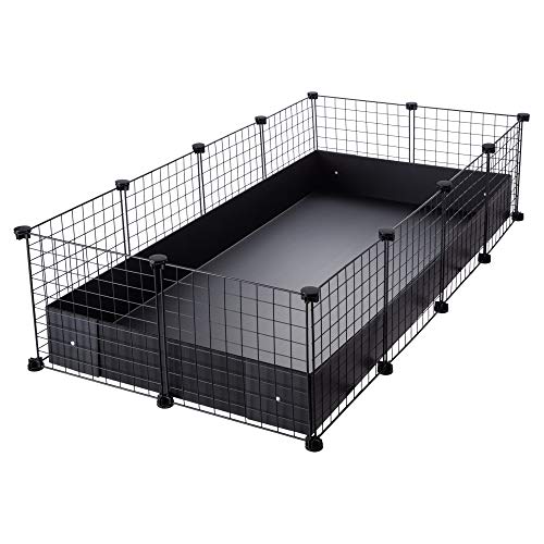 CagesCubes - Großer CyC-Käfig (2 x 4 Paneele in Schwarz) + schwarzer Coroplast-Basis für Meerschweinchen von CagesCubes