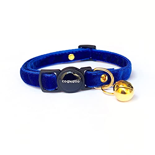Cognatio Sicherheits-Katzenhalsband, mit Schnellverschluss, doppelter Samt, mit Glöckchen, erhältlich Samt, gerippt, perfekt für Ihre Katze (20-30 cm) (20-30 cm, Marineblau) von Cognatio