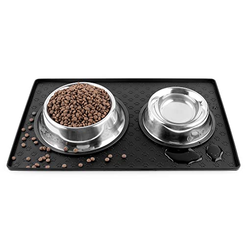 Coomazy Napfunterlage für Hund Katzen, Erhöhtem Rand Verdickter Futtermatte Hunde mit Hundepfotenabdruck, wasserdichte rutschfeste Silikon Hundenapf Futternapf Matte (Schwarz, M: 48x30cm) von Coomazy