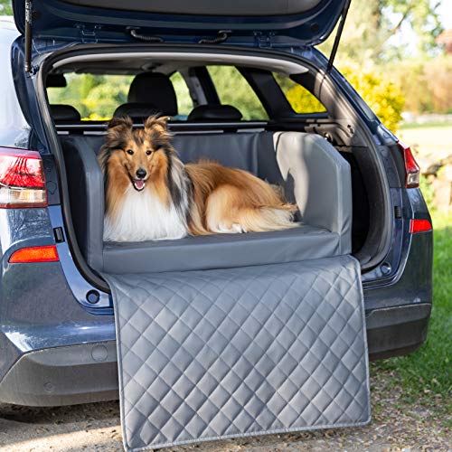 CopcoPet - Travel Bed Hundebett für Kofferraum 110x90x38cm Kunstleder - Kofferraumschutz Hund wasserabweisend & Kratzfest - Hundebett Auto rutschfest & robust mit Schutzdecke - Reisebett Hund Grau von CopcoPet