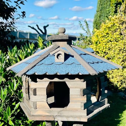 DARLUX handgefertigtes Vogelfutterhaus XL Sechseck Holz Vogelhaus Futterstelle Braun/Blau DARLUX handgefertigtes Vogelfutterhaus XL Sechseck Holz Vogelhaus Futterstelle Braun/Blau von DARLUX