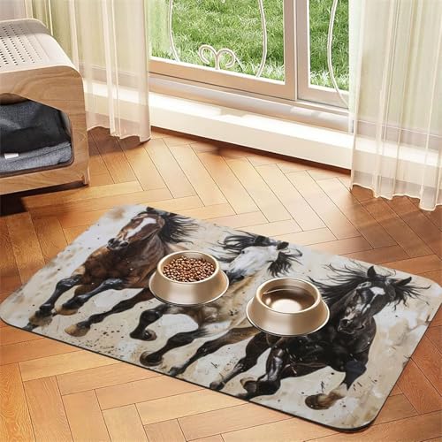 Pferde laufen Kunstdruck Haustier Futtermatte Hundematte für Futter und Wassernapf Hunde Wasserspender Matte Hunde Zubehör von DUWAA