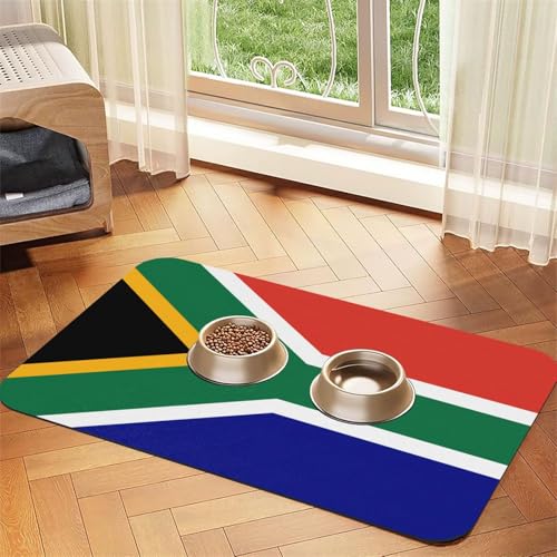 Südafrikanische Flagge Druck Haustier Futtermatte Hundematte für Futter und Wassernapf Hunde Wasserspender Matte Hunde Zubehör Südafrikanische Flagge Druck Haustier Futtermatte Hundematte für Futter und Wassernapf Hunde Wasserspender Matte Hunde Zubehör von DUWAA