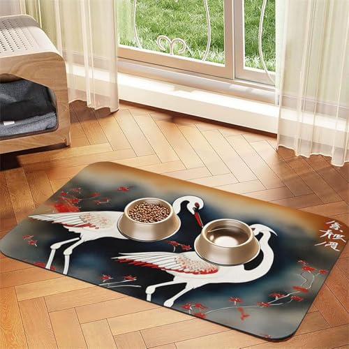 Zwei japanische Kraniche fliegende traditionelle Malerei Druck Haustier Futtermatte Hundematte für Futter und Wasser Napf Hunde Wasserspender Matte Hunde Zubehör Zwei japanische Kraniche fliegende traditionelle Malerei Druck Haustier Futtermatte Hundematte für Futter und Wasser Napf Hunde Wasserspender Matte Hunde Zubehör von DUWAA