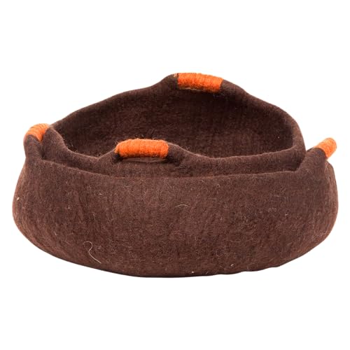 Dharma Dog Karma Cat, Korb, super bequemes Griffmodell für Hunde und Katzen, ideal zum Ausruhen und Entspannen, braune Farbe, Größe M 50 x 50 x 15 cm von Dharma Dog Karma Cat
