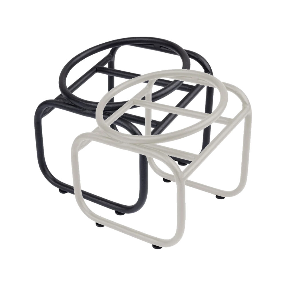 District 70 Butler Single Futternapfständer - Beige von District 70