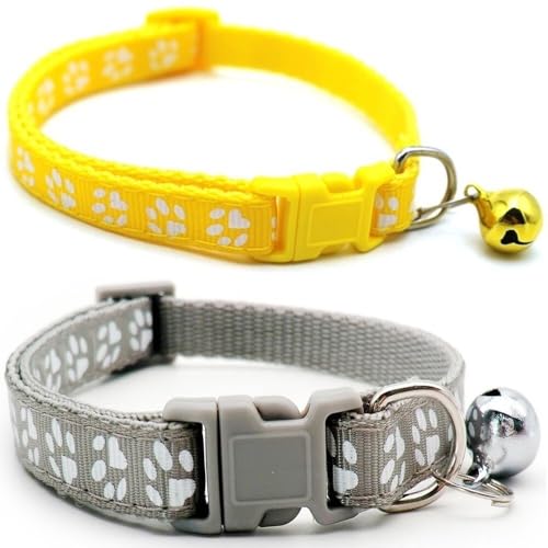 Doggie Style Store Halsbänder für kleine Hunde, Welpen, Katzen, Kätzchen, Pfotenabdruck, Nylon, mit Glöckchen, zwei Farben, Gelb und Grau, 2 Stück Doggie Style Store Halsbänder für kleine Hunde, Welpen, Katzen, Kätzchen, Pfotenabdruck, Nylon, mit Glöckchen, zwei Farben, Gelb und Grau, 2 Stück von Doggie Style Store