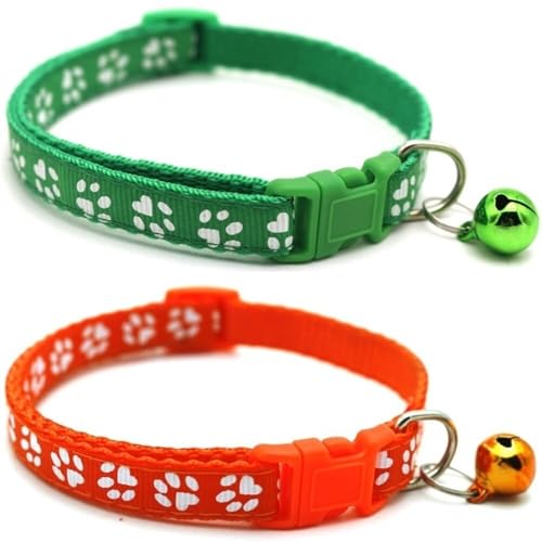 Doggie Style Store Halsbänder für kleine Hunde, Welpen, Katzen, Kätzchen, Pfotenabdruck, Nylon, mit Glöckchen, zwei Farben, Grün und Orange, 2 Stück Doggie Style Store Halsbänder für kleine Hunde, Welpen, Katzen, Kätzchen, Pfotenabdruck, Nylon, mit Glöckchen, zwei Farben, Grün und Orange, 2 Stück von Doggie Style Store