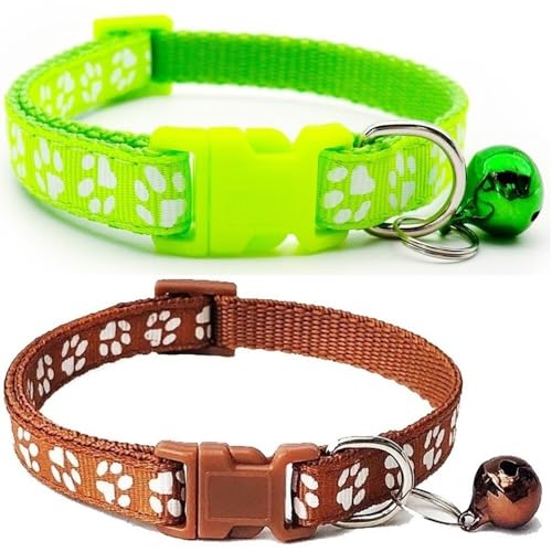Doggie Style Store Halsbänder für kleine Hunde, Welpen, Katzen, Kätzchen, Pfotenabdruck, Nylon, mit Glöckchen, zwei Farben, Hellgrün und Braun, 2 Stück Doggie Style Store Halsbänder für kleine Hunde, Welpen, Katzen, Kätzchen, Pfotenabdruck, Nylon, mit Glöckchen, zwei Farben, Hellgrün und Braun, 2 Stück von Doggie Style Store