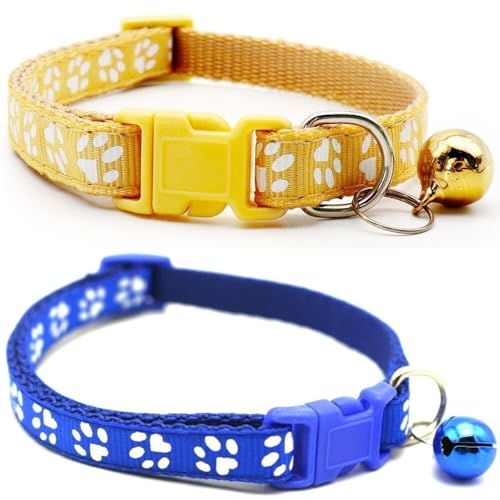 Doggie Style Store Halsbänder für kleine Hunde, Welpen, Katzen, Kätzchen, Pfotenabdruck, Nylon, mit Glöckchen, zweifarbig, Beige und Blau, 2 Stück Doggie Style Store Halsbänder für kleine Hunde, Welpen, Katzen, Kätzchen, Pfotenabdruck, Nylon, mit Glöckchen, zweifarbig, Beige und Blau, 2 Stück von Doggie Style Store