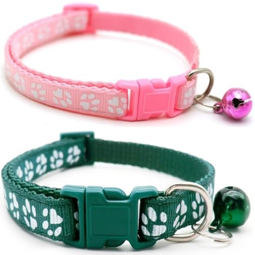 Doggie Style Store Halsbänder für kleine Hunde, Welpen, Katzen, Kätzchen, Pfotenabdruck-Design, Nylon mit Glöckchen, 2 Farben, Rosa und Dunkelgrün, Doppelpack Doggie Style Store Halsbänder für kleine Hunde, Welpen, Katzen, Kätzchen, Pfotenabdruck-Design, Nylon mit Glöckchen, 2 Farben, Rosa und Dunkelgrün, Doppelpack von Doggie Style Store