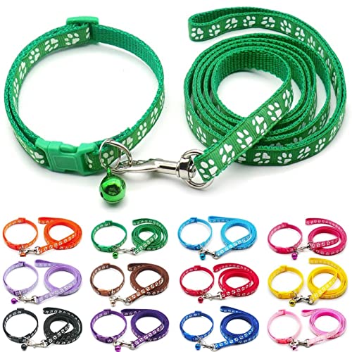 Doggie Style Store Halsband und Leine für kleine Hunde und Katzen, Pfotenabdruck-Farben, Nylon mit Glöckchen, verstellbar, Schnellverschluss, Schnalle, Leine, Grün von Doggie Style Store