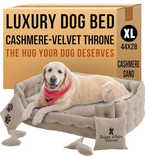 Doggy Affairs HandMade Luxuriöses Hundebett, Jumbo-Größe, mit abnehmbarem, waschbarem Bezug, hochwertiges großes Hundebett, Sofa-Stil, ausgefallene Hunde-Couch-Bett, rutschfestes Haustier-Sofabett für von Doggy Affairs HandMade