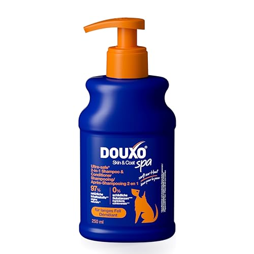 DOUXO Skin & Coat SPA – Ultra-Safe* 2-in-1 Shampoo & Conditioner für Hunde, 250 ml, reinigt und spendet der Haut Feuchtigkeit, hinterlässt das Fell weich und knotenfrei, hautfreundliche Formel von Douxo