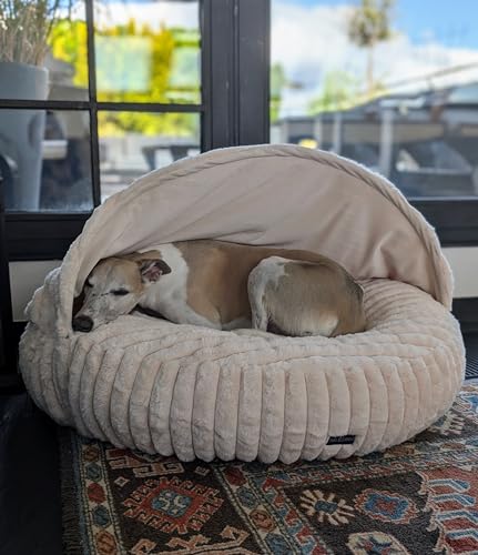 EDEL&SCHNELL Hundebett Wechselbezug Hellbeige 125 cm Ersatz Bezug Hundebett Flocke mit Kapuze Bezüge als Hundehöhle aus weichem Kunstfell EDEL&SCHNELL Hundebett Wechselbezug Hellbeige 125 cm Ersatz Bezug Hundebett Flocke mit Kapuze Bezüge als Hundehöhle aus weichem Kunstfell von EDEL&SCHNELL