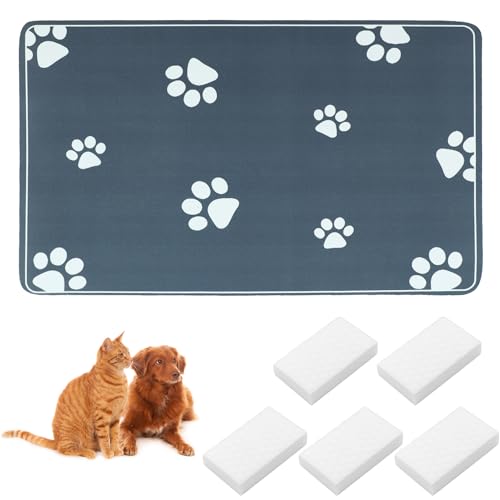 Napfunterlage Hunde und Katzen, Saugfähige Schnelltrocknend Hundenapf Unterlage, rutschfeste Futternapf für Haustier (Dunkelgrau 30×50cm) von EMMALOUISESMITH