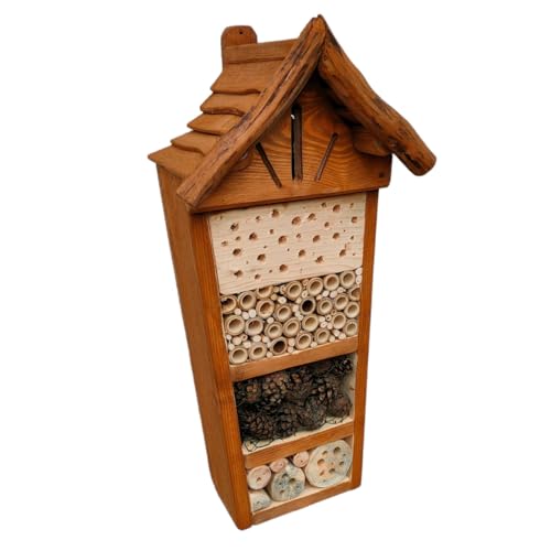 ÖkoMEBEL Holzhotel für Insekten - Große Handgefertigte Rustik-Nistkasten für Bienen, Schmetterlinge und Marienkäfer - Winterhaus - Hergestellt in Polen ÖkoMEBEL Holzhotel für Insekten - Große Handgefertigte Rustik-Nistkasten für Bienen, Schmetterlinge und Marienkäfer - Winterhaus - Hergestellt in Polen von Ekomebel