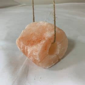 Elmato 12062 Salzleckstein Kristallsalz mit Seil Mineralsalz, 1,5kg von Elmato