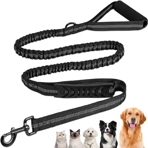 Euqvunn Hundeleine mit Bungee 1,4 bis 2 m | Schleppleine für große mittelgroße Hunde | Doppelter Weich Gepolsterter Griff | Stoßdämpfende | Reflektierend für Nachttraining & Spaziergänge | Schwarz Euqvunn Hundeleine mit Bungee 1,4 bis 2 m | Schleppleine für große mittelgroße Hunde | Doppelter Weich Gepolsterter Griff | Stoßdämpfende | Reflektierend für Nachttraining & Spaziergänge | Schwarz von Euqvunn