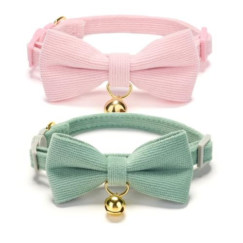 Ewinoom Katzenhalsbänder aus weichem Cord mit Fliege und Glöckchen, verstellbar, Baumwolle, für weibliche und männliche Katzen, 2 Stück (Grasgrün und Rosa) von Ewinoom